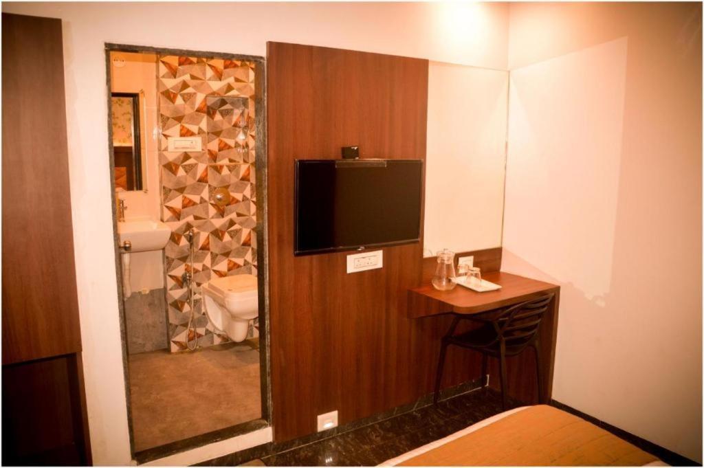 Glitz Hotels The Ar Residency - Nr Thane Railway Station Luaran gambar