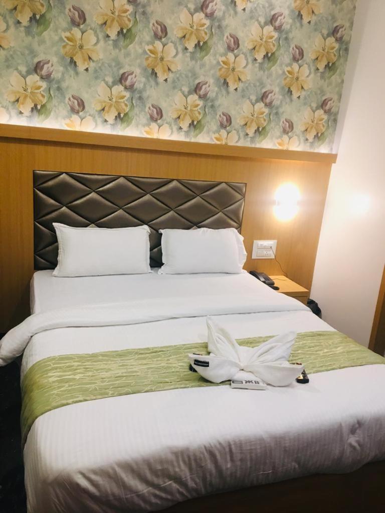Glitz Hotels The Ar Residency - Nr Thane Railway Station Luaran gambar